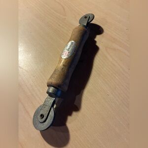 Leather Edge Roller with Wooden Handle vintage Hanover tool
